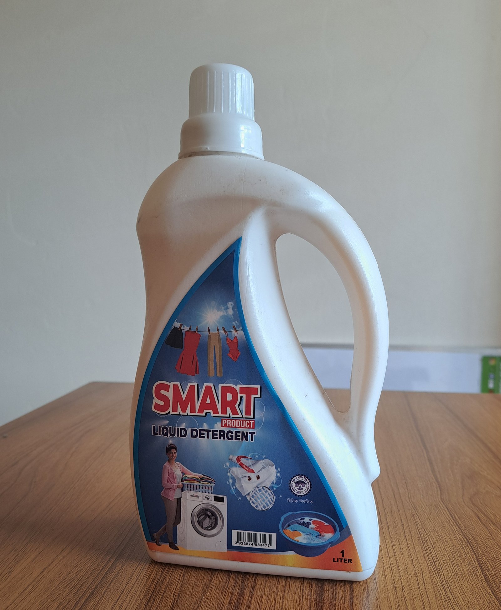 Smart liquid detergent